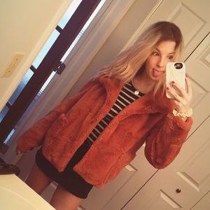 Meet your Posher, Katherine